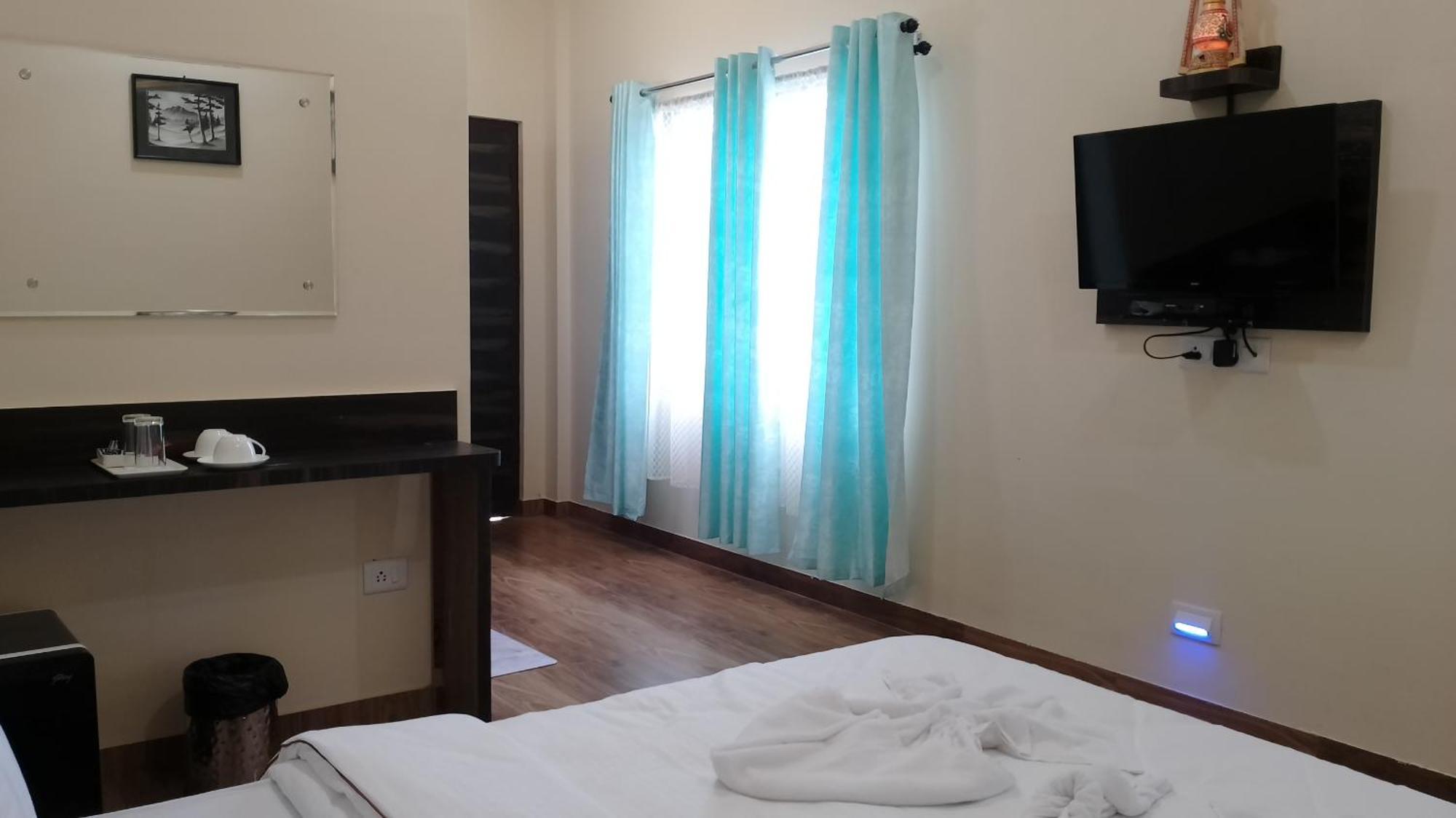 Whistling Wind Resorts By Stayapart Lataguri Luaran gambar