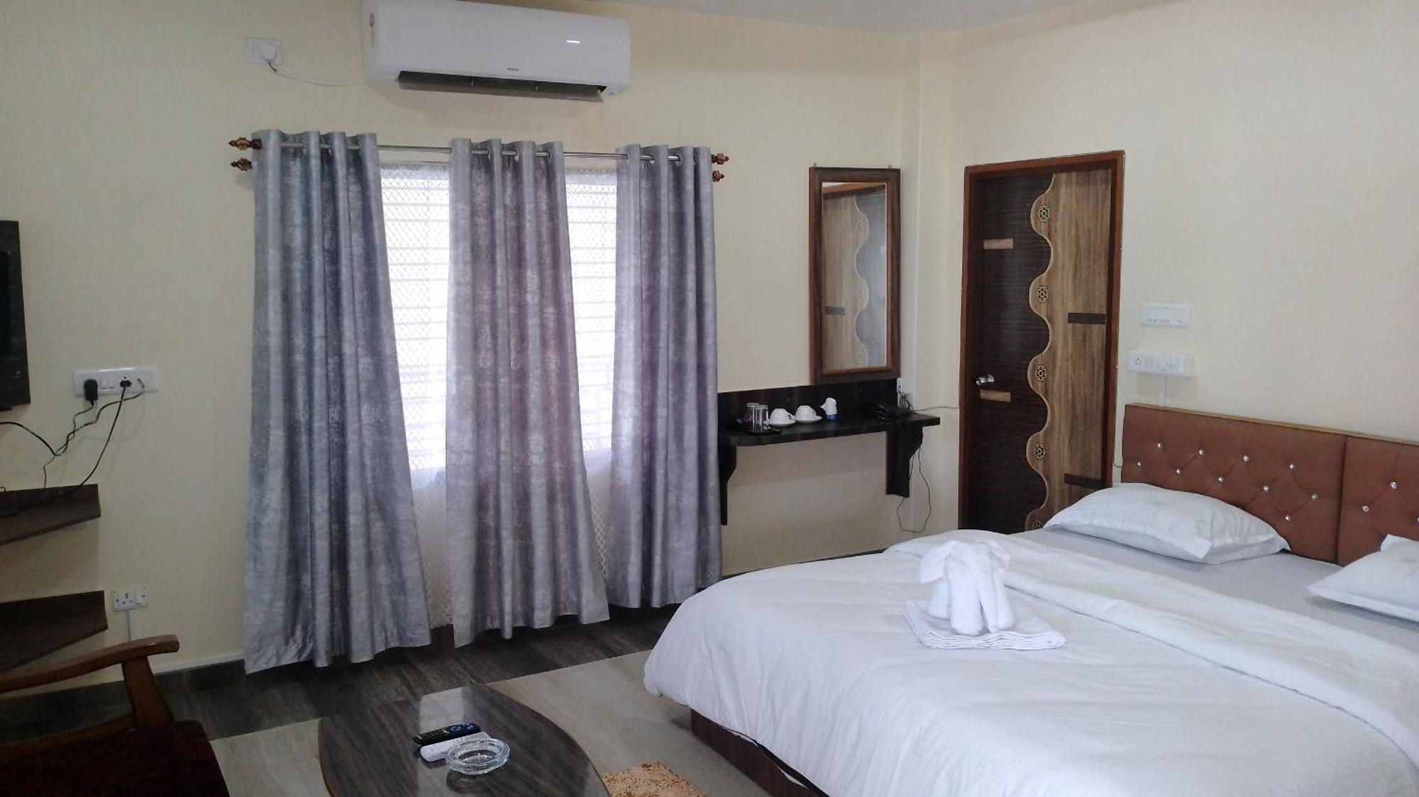 Whistling Wind Resorts By Stayapart Lataguri Luaran gambar