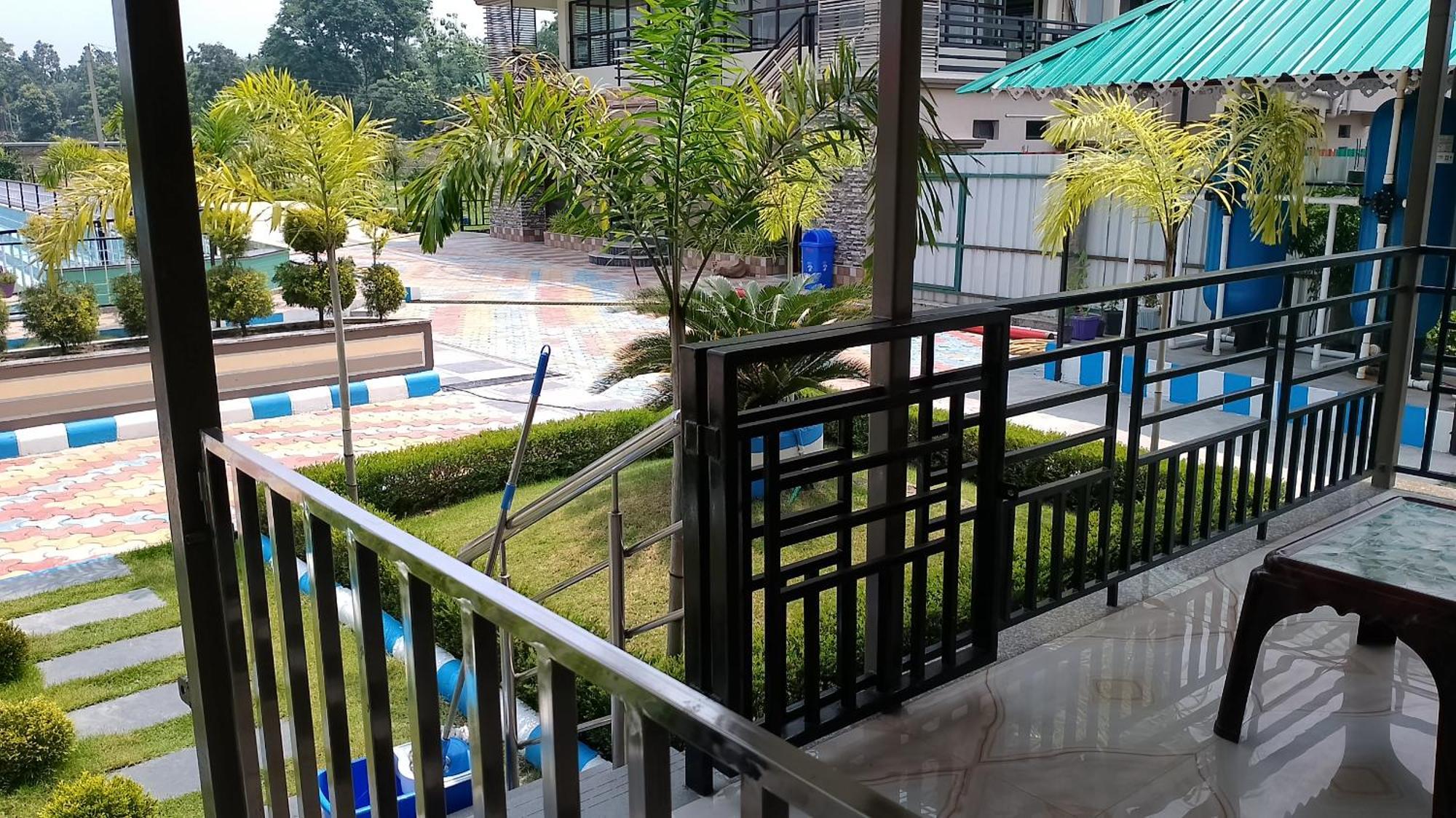 Whistling Wind Resorts By Stayapart Lataguri Luaran gambar